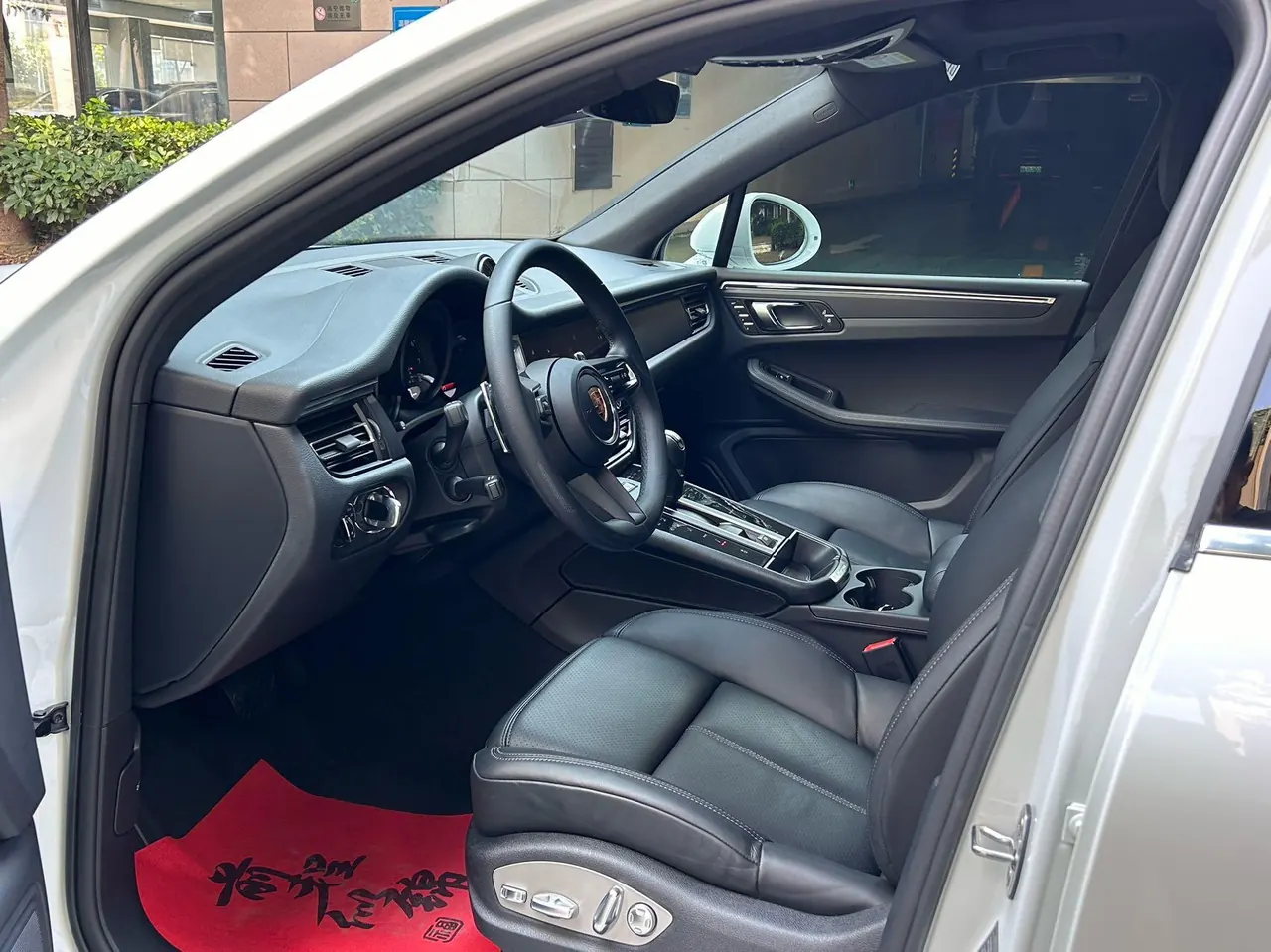 Porsche Macan (Imported) 2024 Macan 2.0T Automatic Gear 6