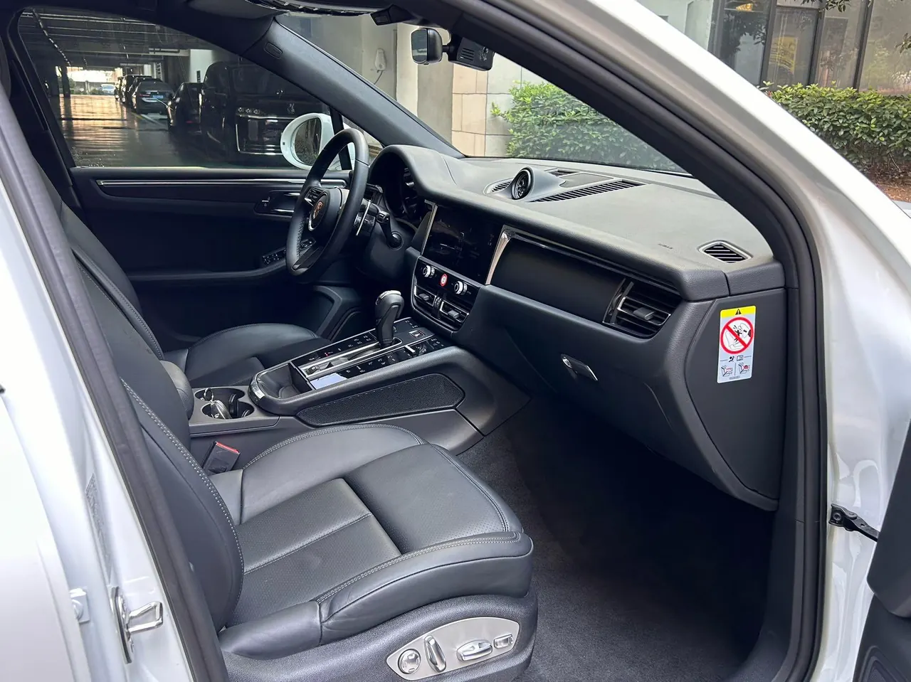 Porsche Macan (Imported) 2024 Macan 2.0T Automatic Gear 7
