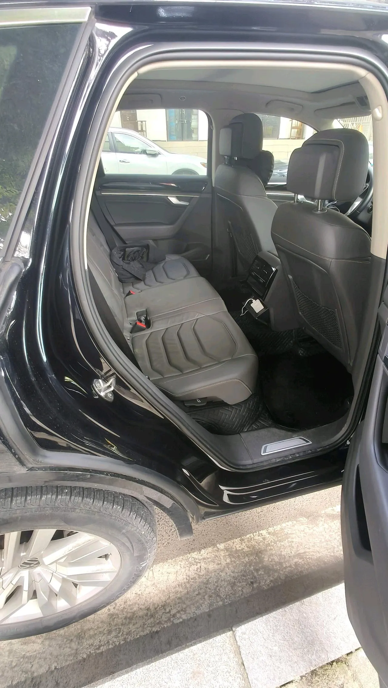 Volkswagen Touareg (Imported) 2021 Touareg 2.0TSI Pilot Special Edition Automatic Gear 3