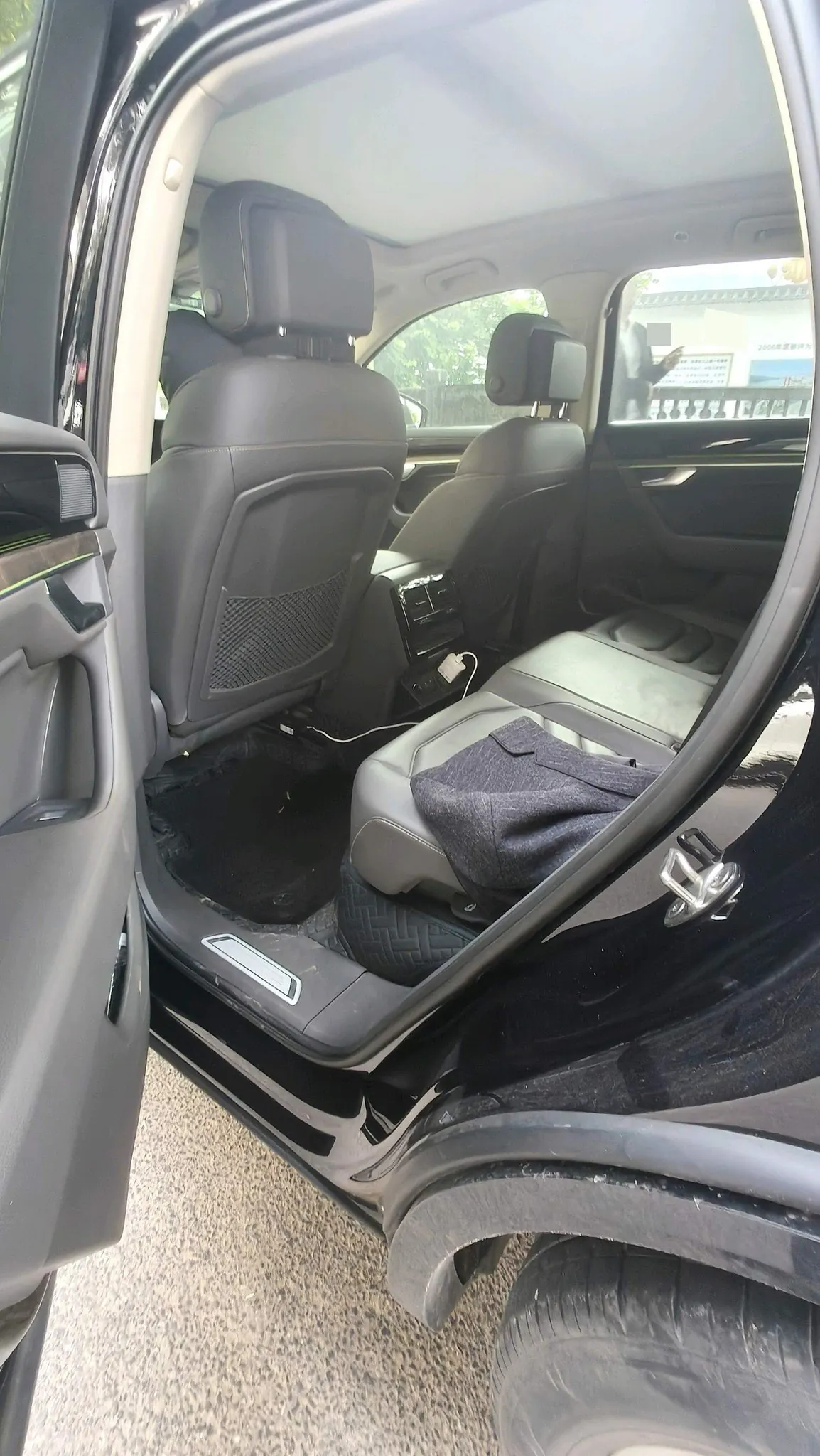 Volkswagen Touareg (Imported) 2021 Touareg 2.0TSI Pilot Special Edition Automatic Gear 4