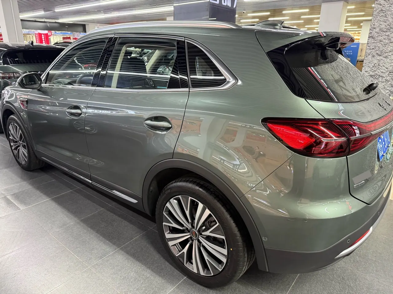 HongQi 2026 HS5 2.0T 4-wheel drive flag enjoy Pro version automatic gear 4