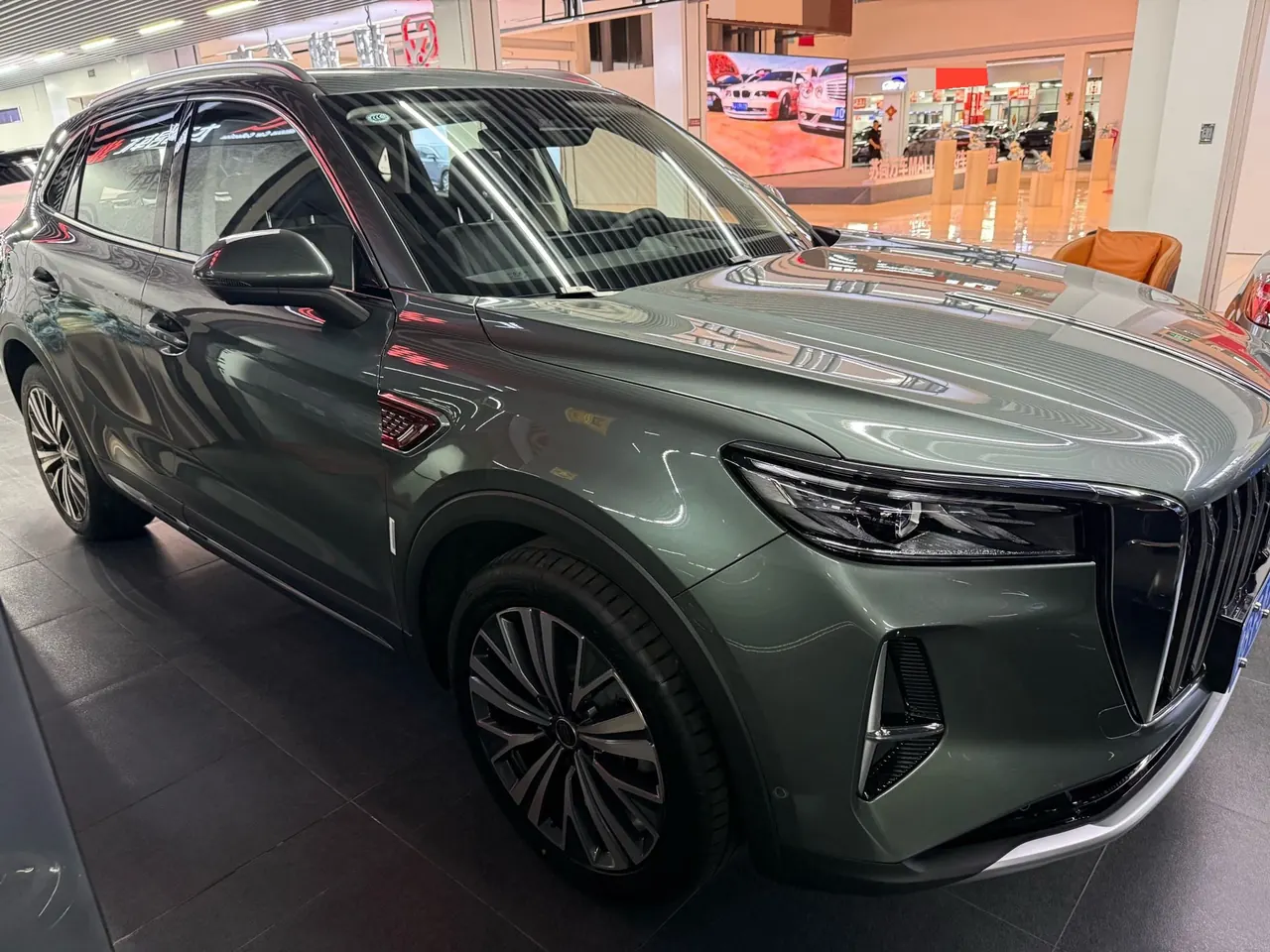 HongQi 2026 HS5 2.0T 4-wheel drive flag enjoy Pro version automatic gear 6