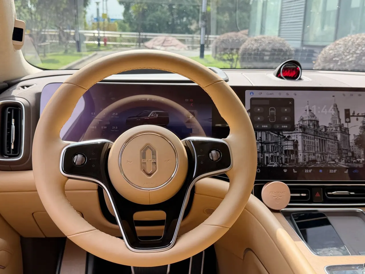 AITO 2025 AITO M9 EV Pure Electric Ultra Edition 100kWh6-seat Edition Automatic Gear 8