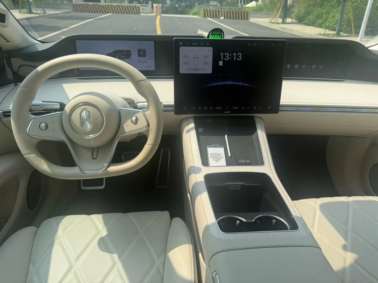 Luxeed 2026 S9 Ultra Rear Drive 53kWh Automatic 4