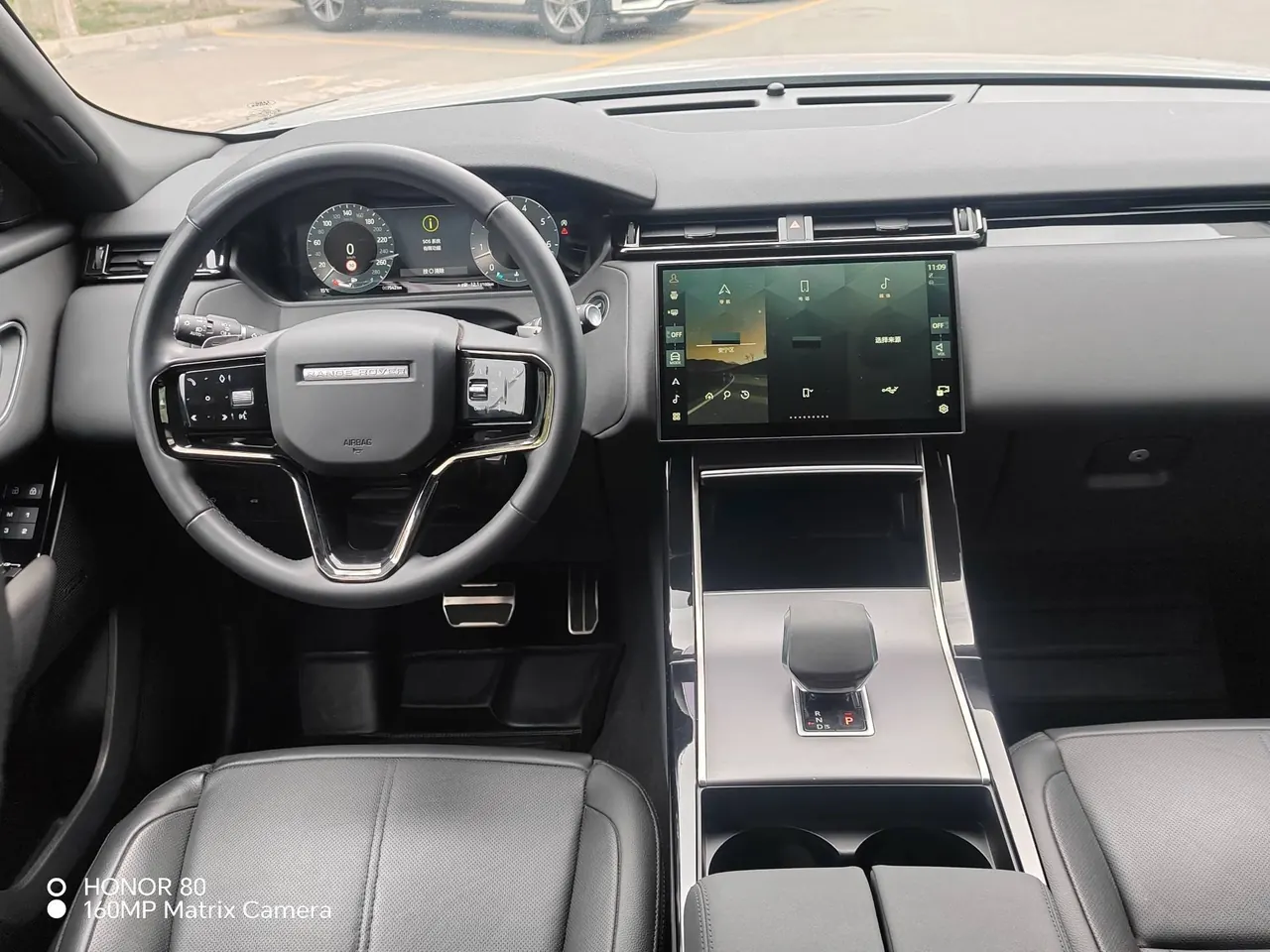 Land Rover Range Rover Star Pulse (Imported) 2024 Range Rover Star Pulse 2.0T Dynamic SE Automatic Gear 6