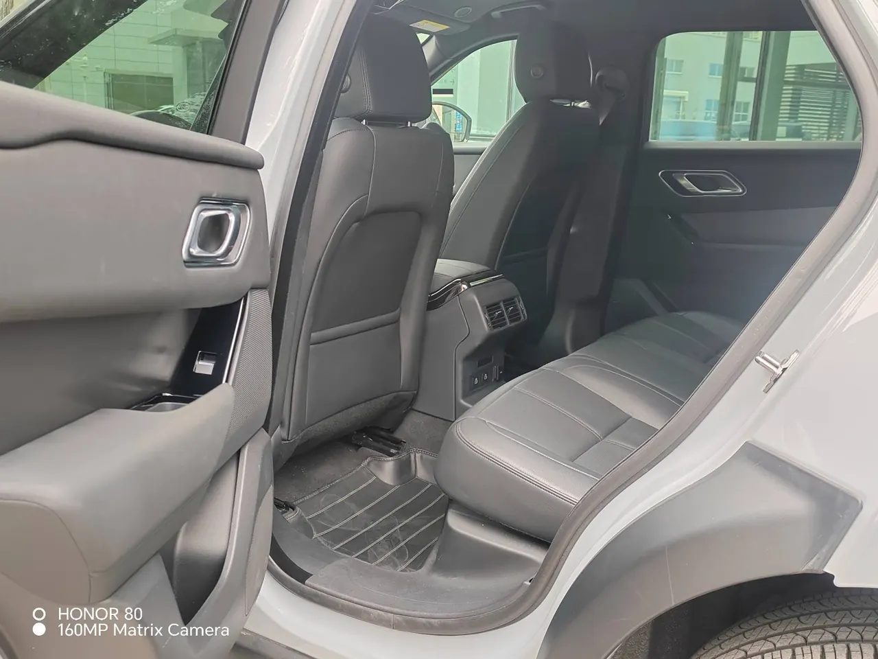 Land Rover Range Rover Star Pulse (Imported) 2024 Range Rover Star Pulse 2.0T Dynamic SE Automatic Gear 7