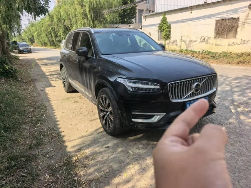 Volvo XC90 (Imported) 2021 XC90 48V 2.0T B5 Zhixing Deluxe Edition 7-seat Automatic Gear 3