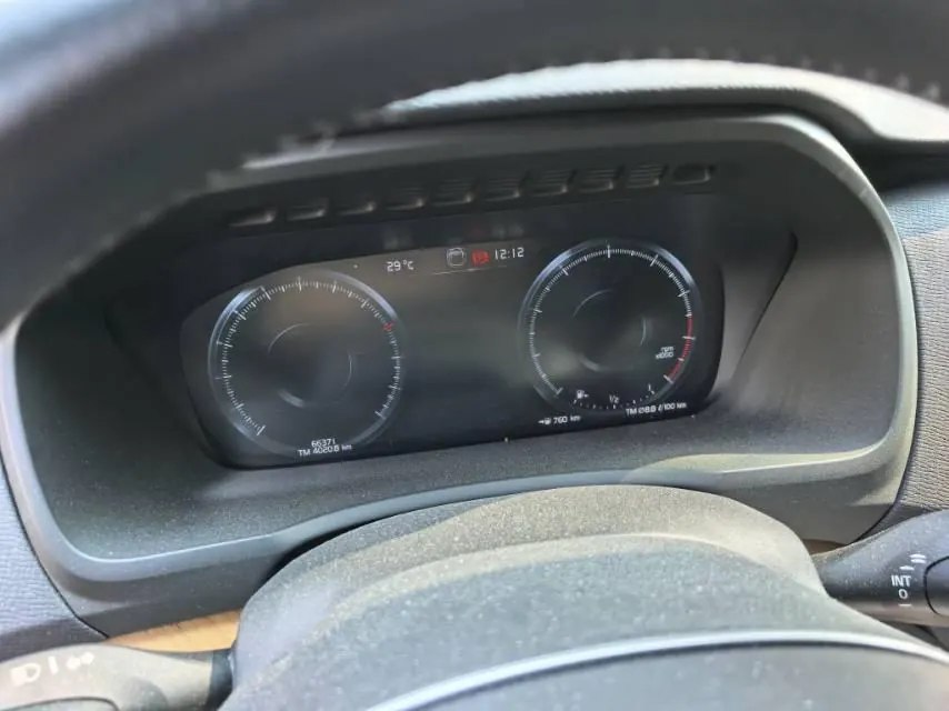 Volvo XC90 (Imported) 2021 XC90 48V 2.0T B5 Zhixing Deluxe Edition 7-seat Automatic Gear 8