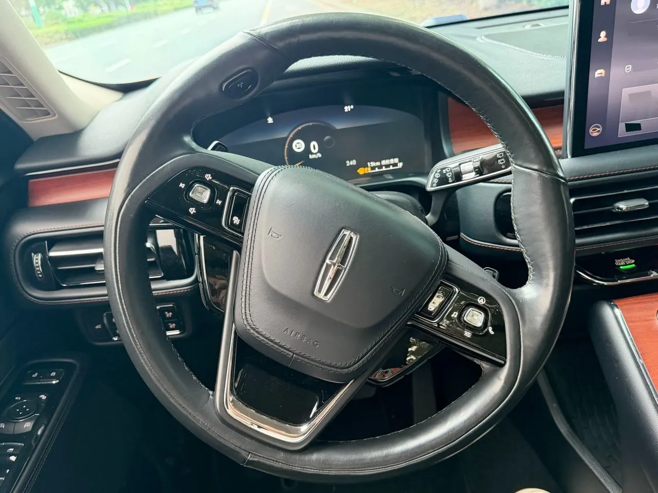 Lincoln 2021 Aviator 3.0T V6 4-wheel Drive Premium Edition Automatic Gear 16