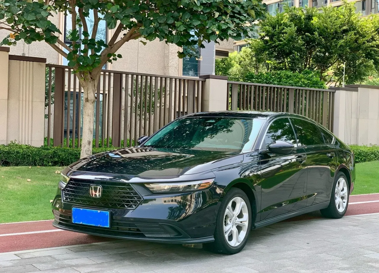 Open image lightbox: Honda 2023 11th Generation Accord 1.5T Stepless 260TURBO Smart Edition Automatic Gear