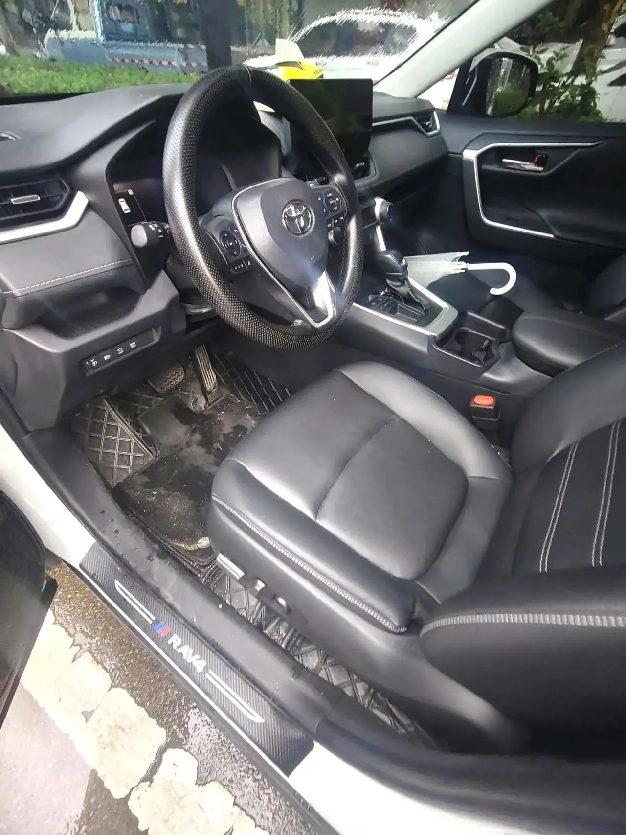 Toyota 2023 RAV4 Rongbo 2.0 Stepless Two-Drive Fashion Plus Edition Automatic Gear 5