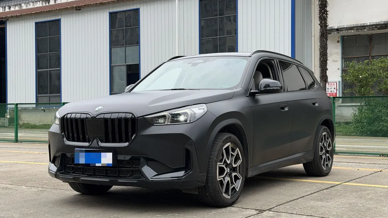 Open image lightbox: BMW 2023 X1 sDrive25Li 2.0T X design set automatic gear
