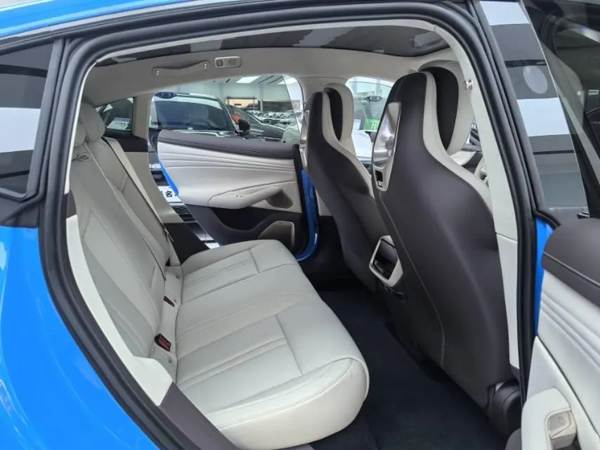 MI 2026 SU7 Standard Edition Automatic Gear 8