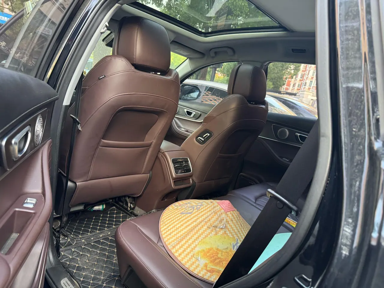 Chery 2022 Ruihu 8 PRO 1.6T 290T Two-Drive Storm Edition 5-seat Automatic Gear 4