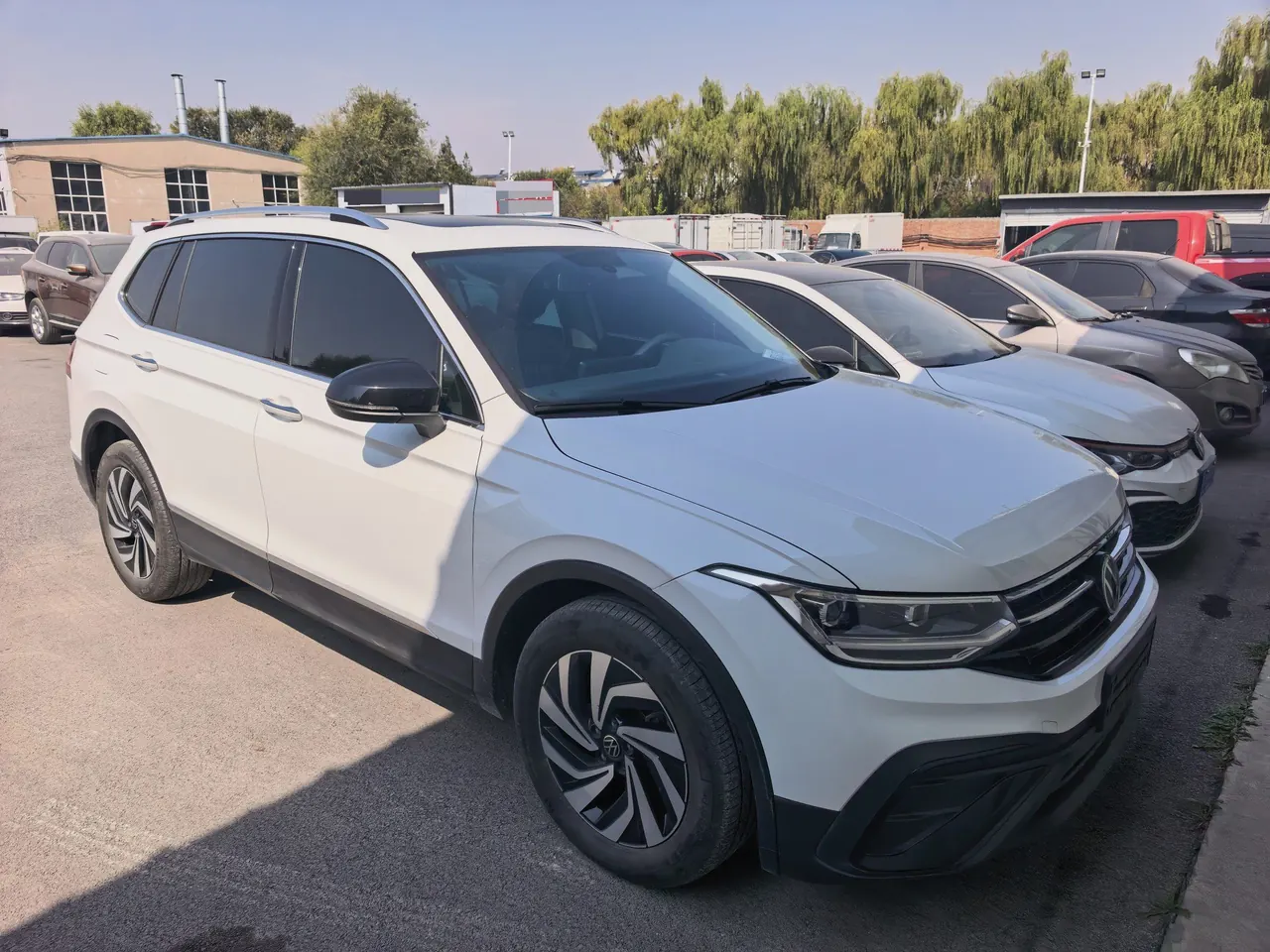 Volkswagen 2024 Tiguan L 1.5TSI 300TSI Front-Wheel-Drive Smart Enjoyment Edition Automatic Transmission 7