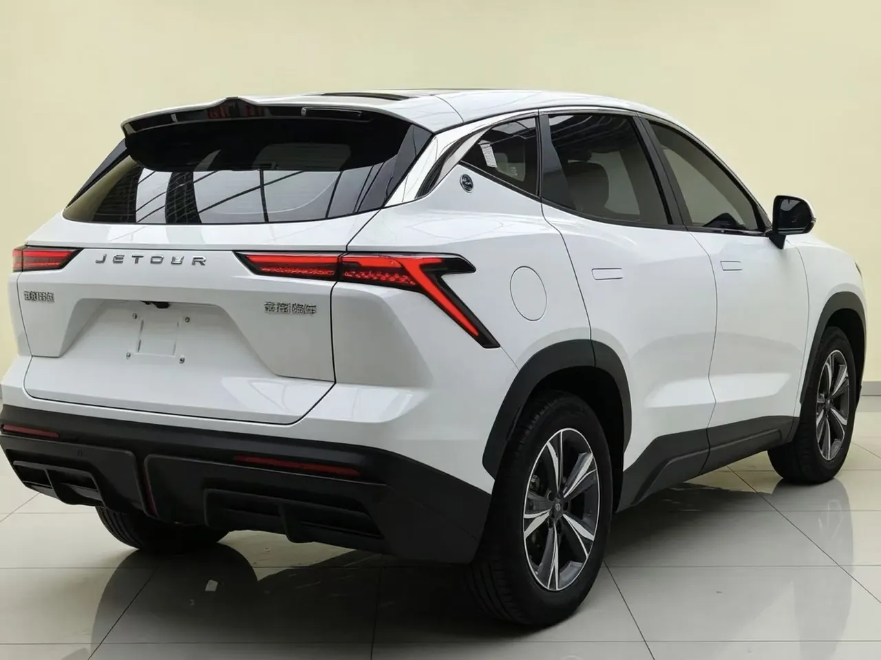 Jetour 2023 Dasheng 1.5T Xingyao PRO automatic gear 3