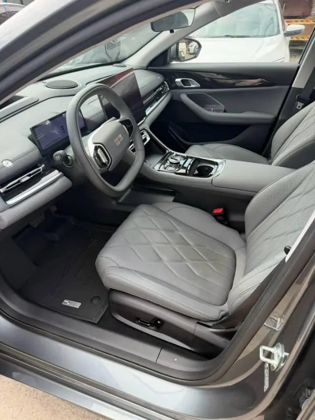 Geely Galaxy 2025 A7 EM-i 1.5 70km Premium Edition Automatic Gear 3