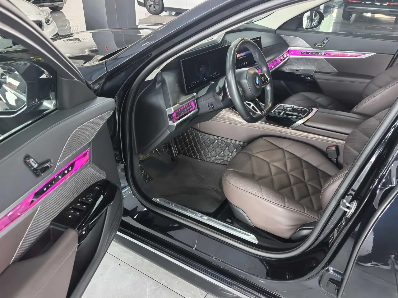 BMW 7 Series (Imported) 2023 735Li 48V 3.0T M Sports Suit Automatic Gear 3