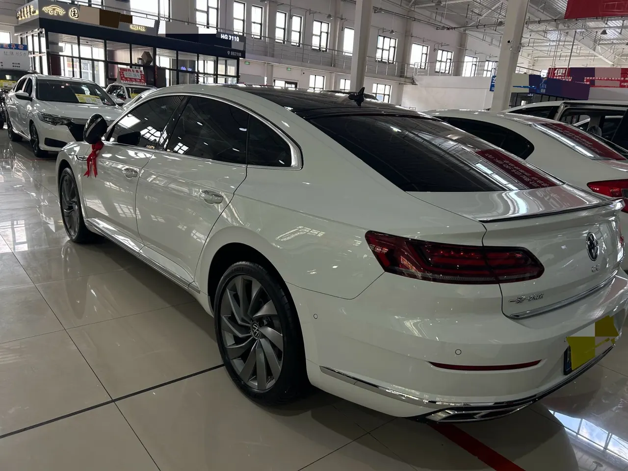 Volkswagen 2024 CC 2.0TSI 380TSI eye-catching automatic transmission 4