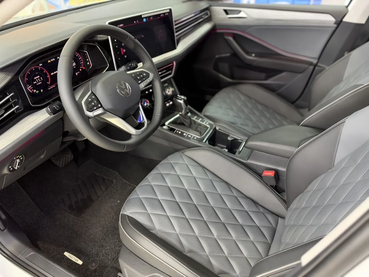 Volkswagen 2025 Sagittarius 1.5TSI 300TSI Exceed Edition (Modified) Automatic Gear 4