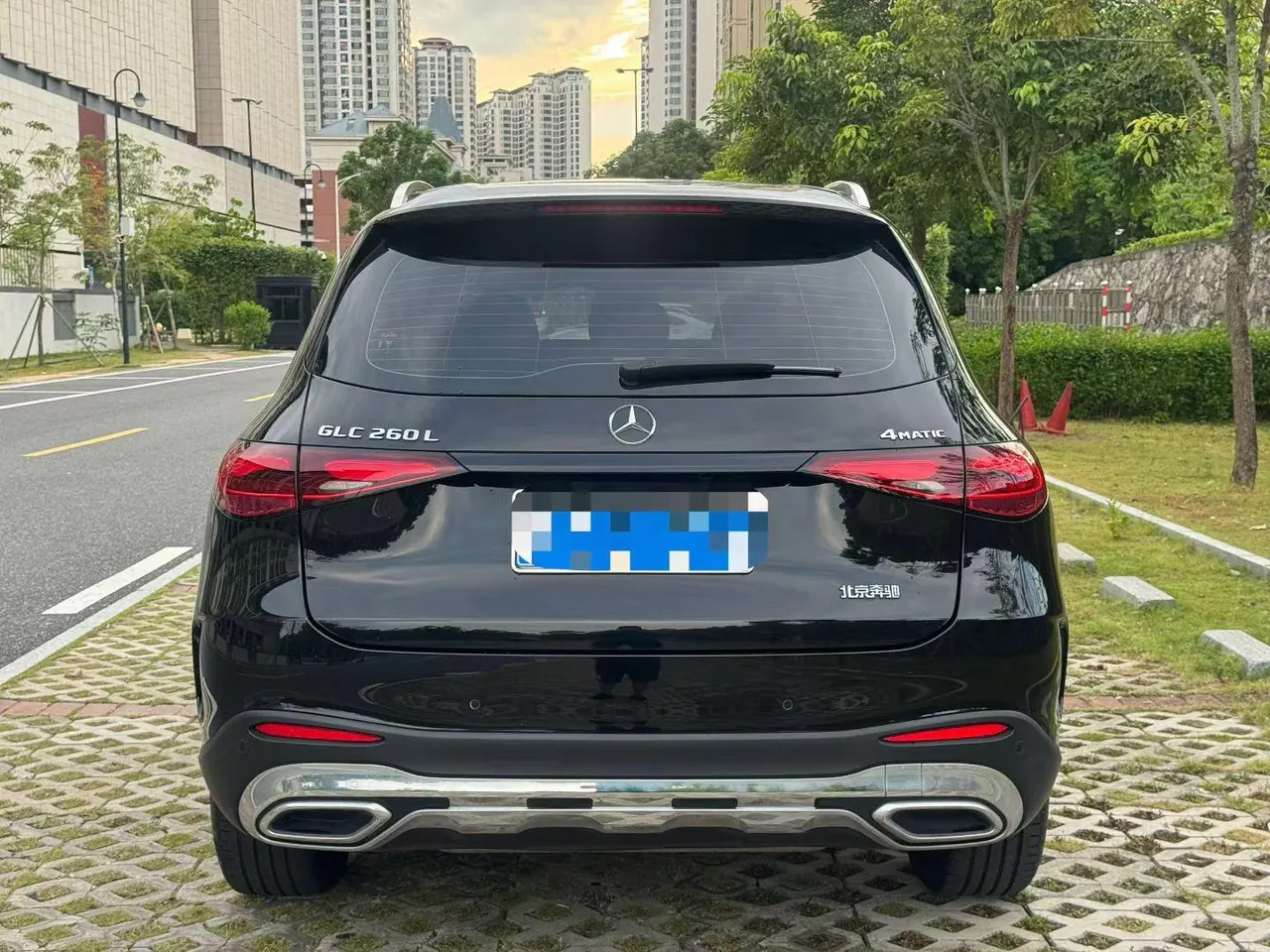 Mercedes Benz 2024 GLC 260 L 4MATIC 48V 2.0T Luxury 5-seat Automatic Gear 7