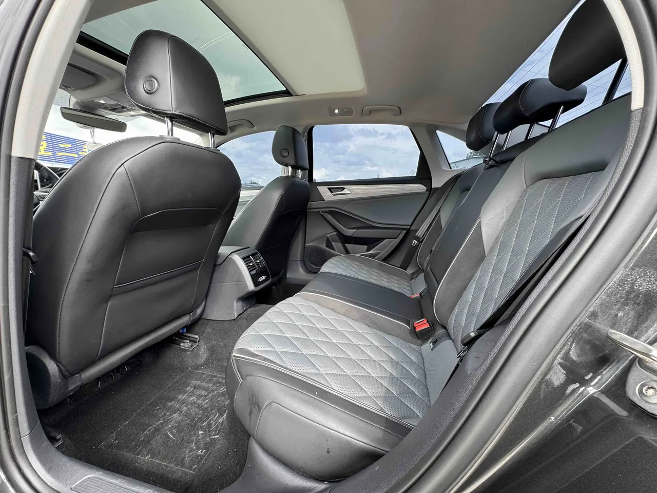 Volkswagen 2024 Sagittarius 1.5TSI 300TSI Excellent Edition Automatic Gear 3