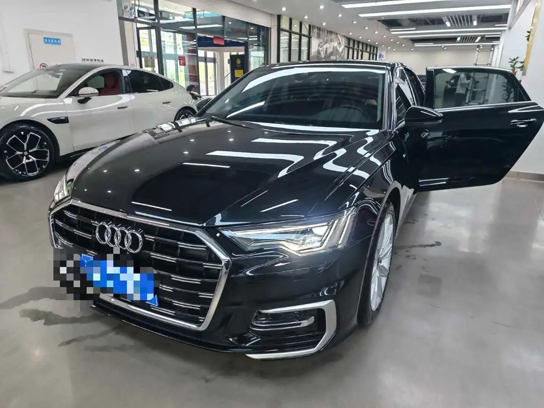 Audi 2025 A6L 2.0TFSI 45TFSI Quattro Selected Dynamic Automatic 2