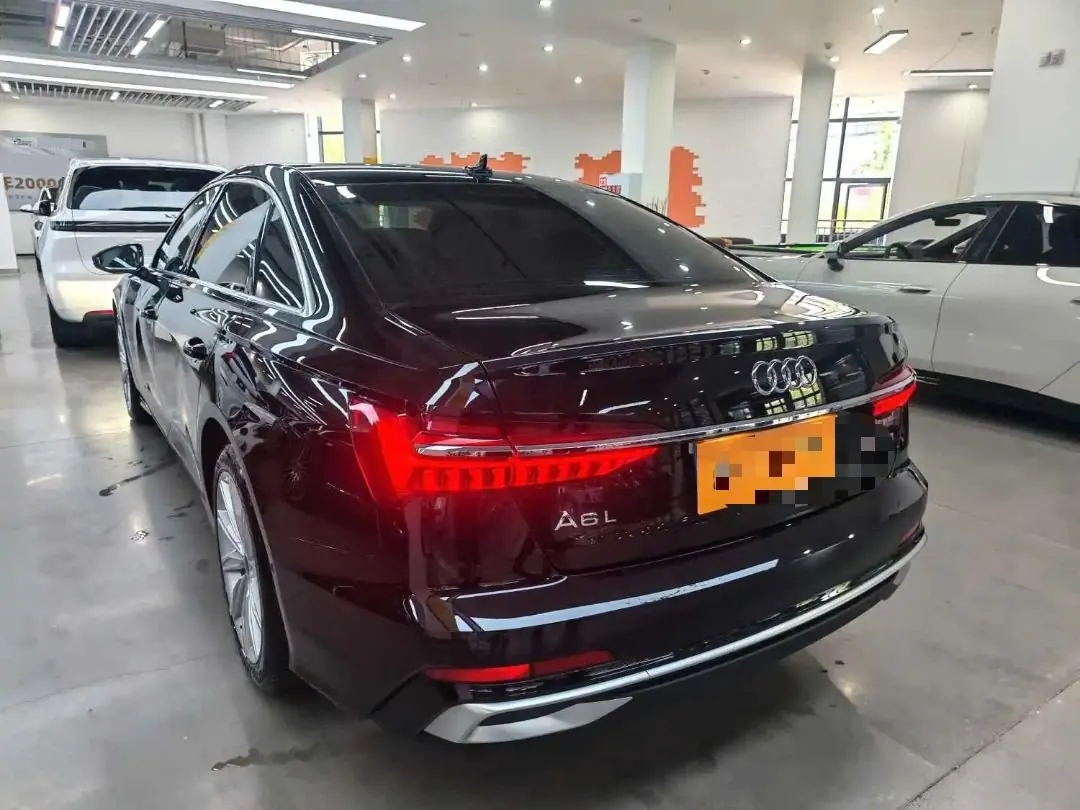 Audi 2025 A6L 2.0TFSI 45TFSI Quattro Selected Dynamic Automatic 6
