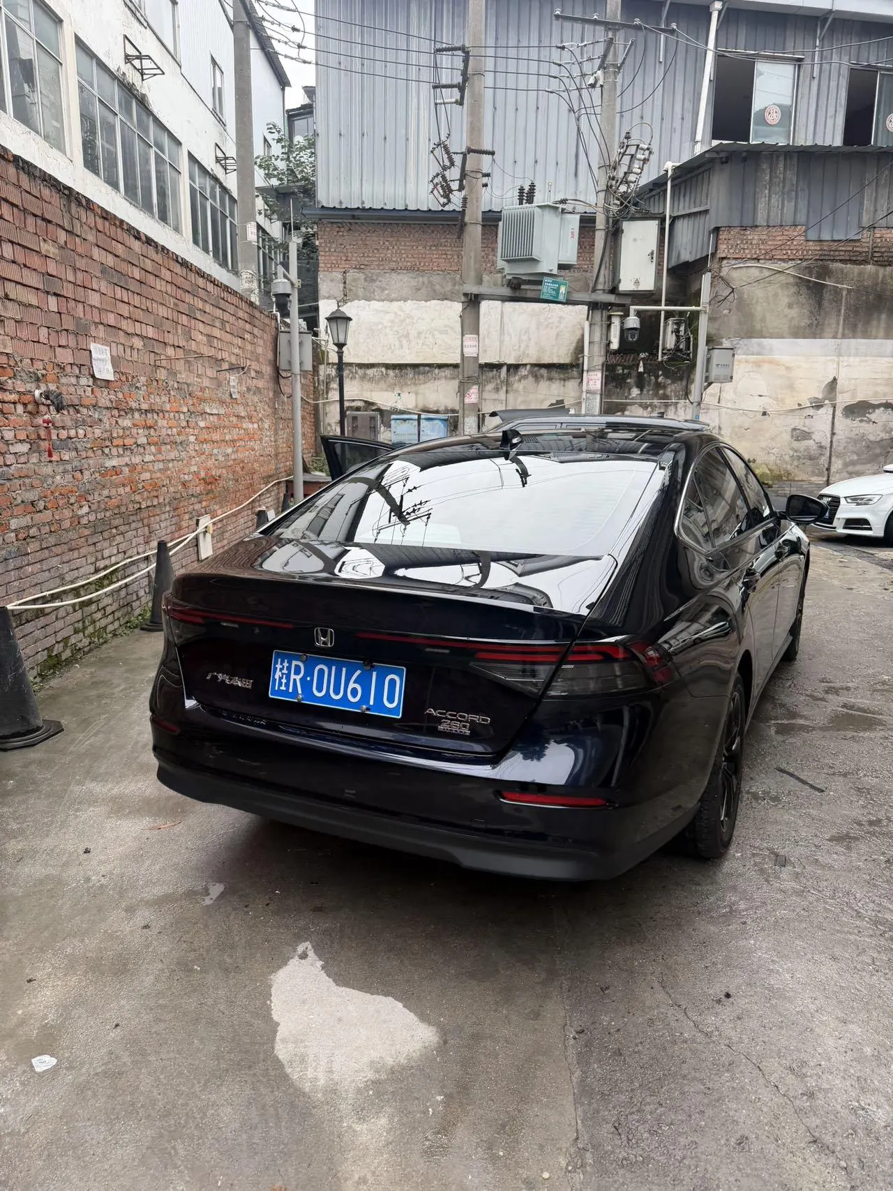 Honda 2025 11th Generation Accord 1.5T Stepless 260TURBO Comfort Edition Automatic Gear 2