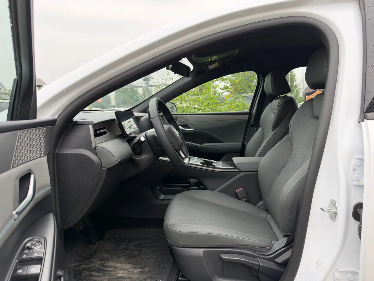 BYD 2025 Qin PLUS EV Intelligent Driving Version 510km Entry-Level Automatic Transmission 4