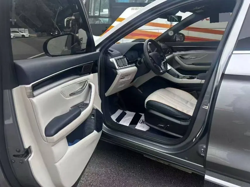 BYD Song PLUS New Energy 2024 Song PLUS DM-i 1.5 Stepless Glory Edition 110km Flagship PLUS Automatic Gear 8