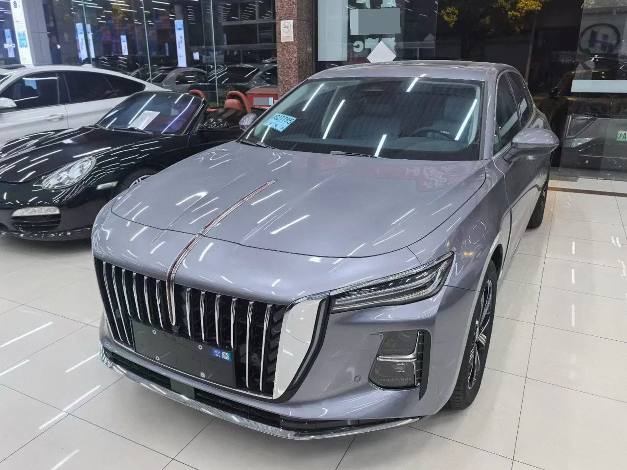 Open image lightbox: HongQi 2025 H5 PHEV 1.5T 170 Super Hybrid Automatic Gear