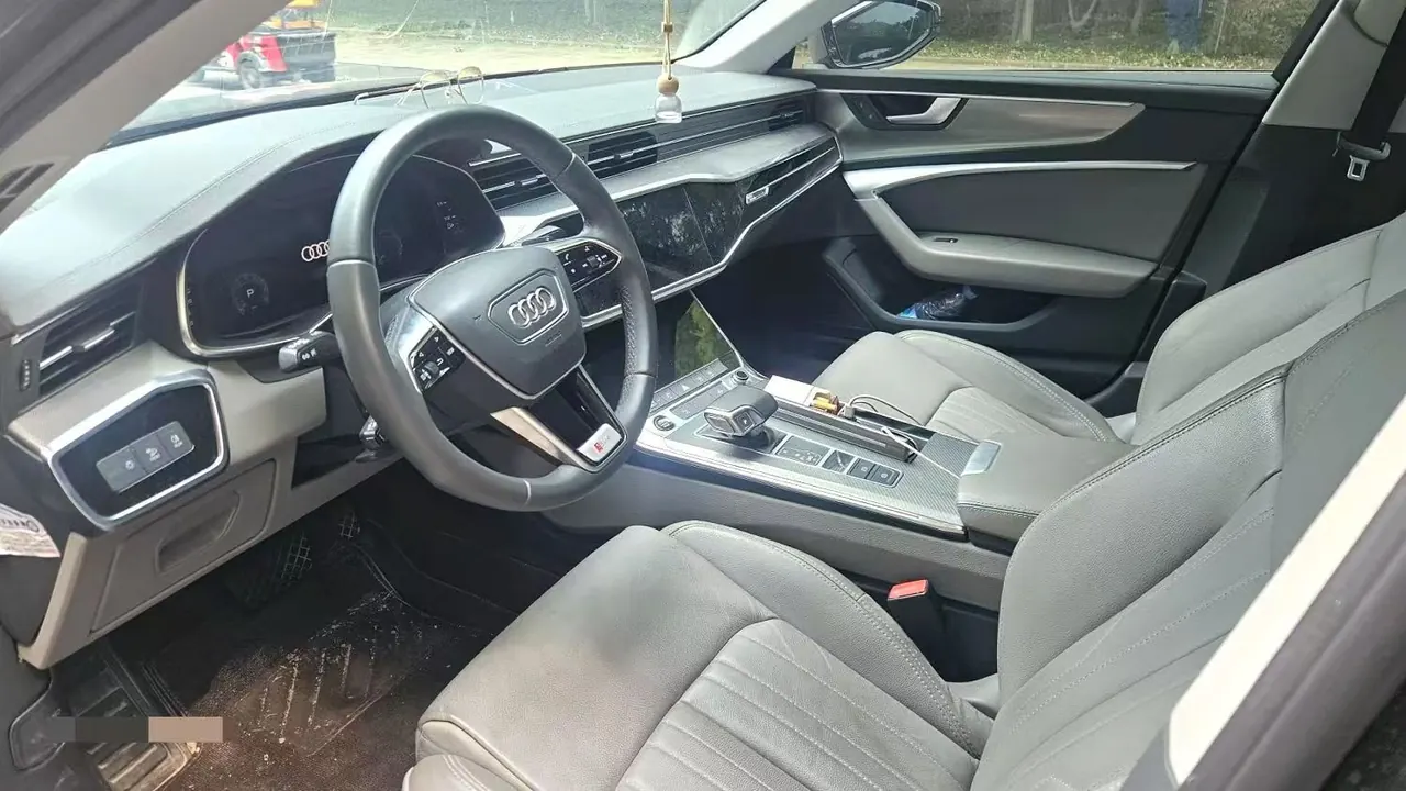 Audi 2022 A6L 2.0TFSI 40TFSI Deluxe Elegant Automatic 6