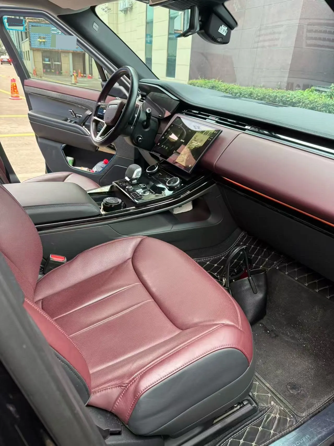 Land Rover Range Rover Sport Edition (Imported) 2023 Range Rover Sport Edition 48V 3.0T P400 Dynamic HSE Automatic Gear 9