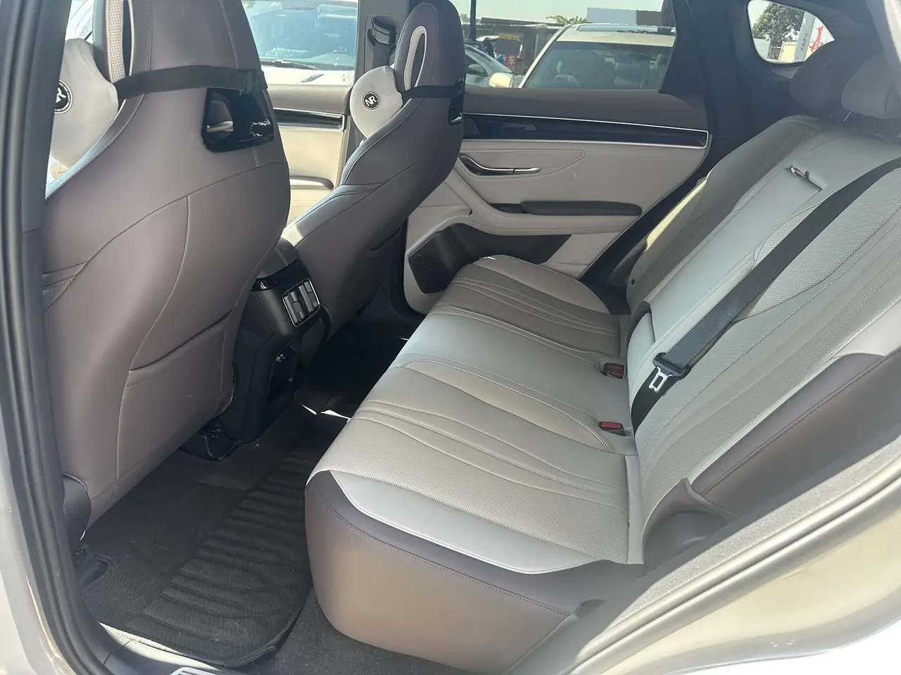 BYD Song PLUS New Energy 2025 Song PLUS DM-i 1.5 Stepless 160KM Flagship Automatic Gear 4
