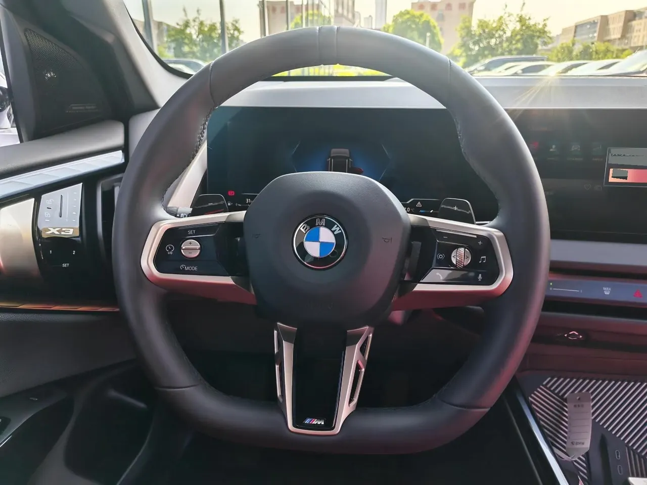 BMW 2025 X3 xDrive30L 2.0T Leading M Sports Suit Automatic Gear 10