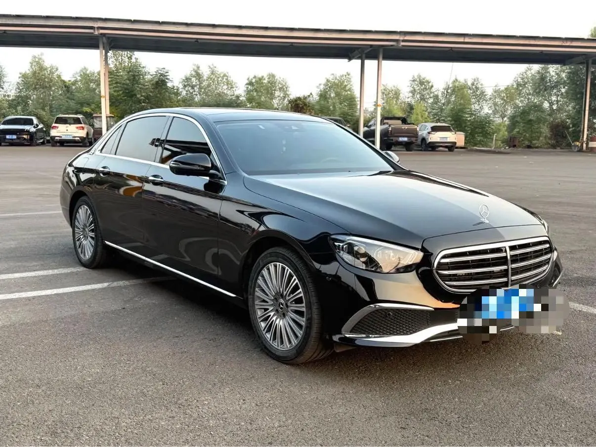 Mercedes Benz E Class 2022 E 300 L 2.0T Luxury (Modified 3) Automatic Gear 2