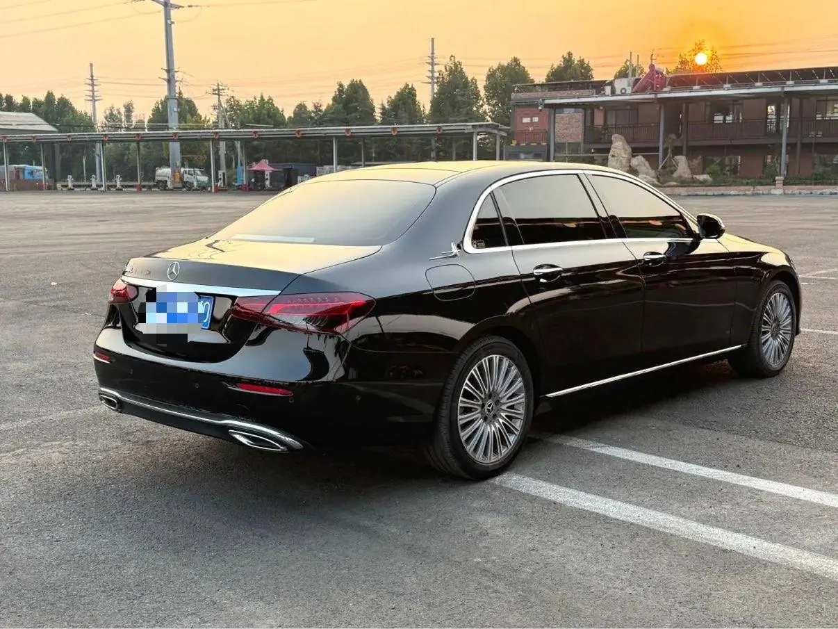 Mercedes Benz E Class 2022 E 300 L 2.0T Luxury (Modified 3) Automatic Gear 6