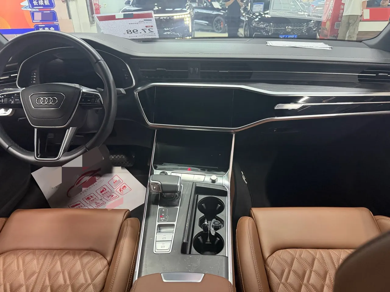 Audi 2025 A6L 2.0TFSI 45TFSI Selected Dynamic Automatic 3