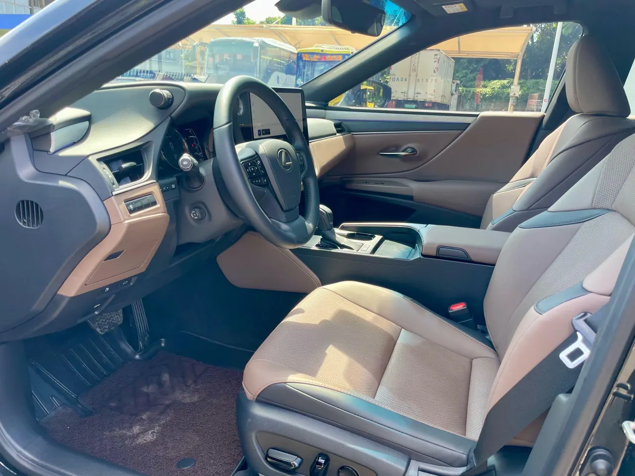 Lexus ES (Imported) 2025 ES200 2.0 Stepless Edition Automatic Gear 6