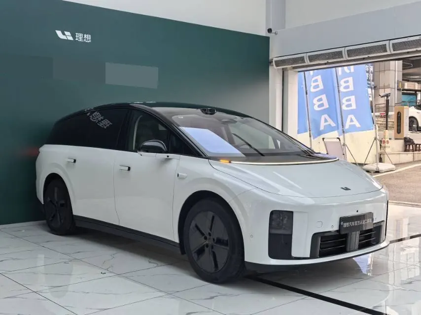 Li 2025 i8 Standard Edition Automatic Gear 2