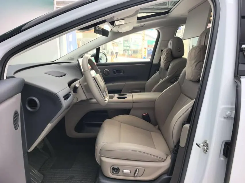 Li 2025 i8 Standard Edition Automatic Gear 5