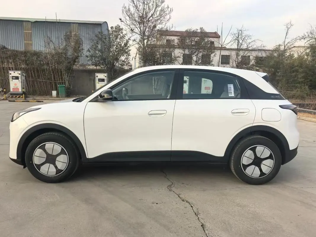 Geely 2025 Star Wish 310km Youth Edition Automatic Gear 2