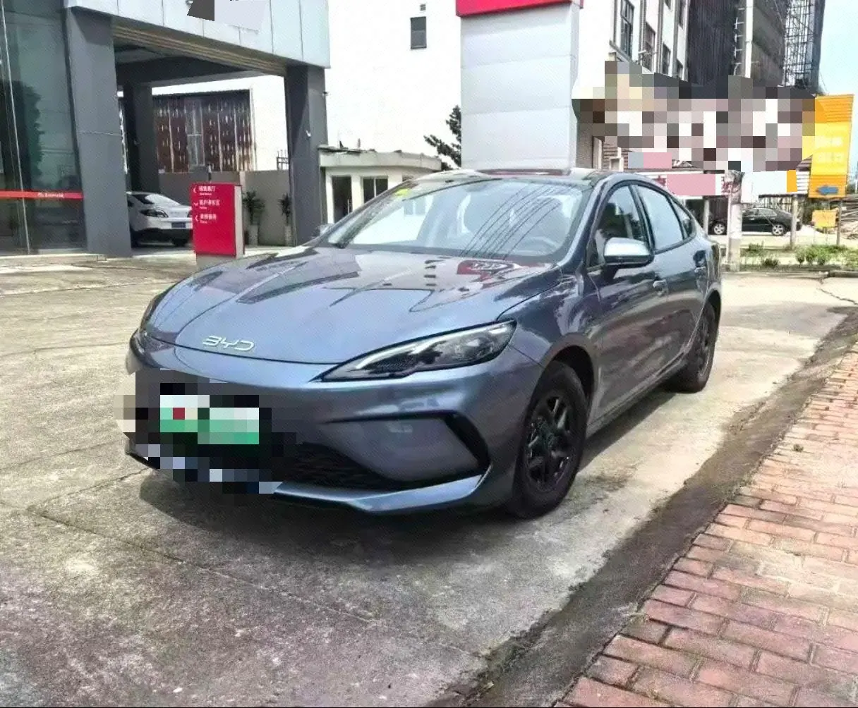 BYD 2025 seals 05 DM-i 1.5 stepless smart driving version 55KM luxury automatic gear - View 1