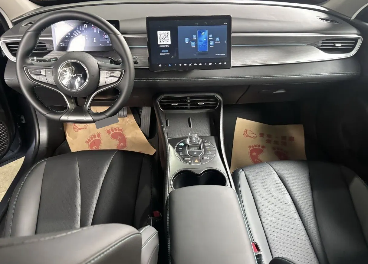BYD 2025 seals 05 DM-i 1.5 stepless smart driving version 55KM luxury automatic gear 3