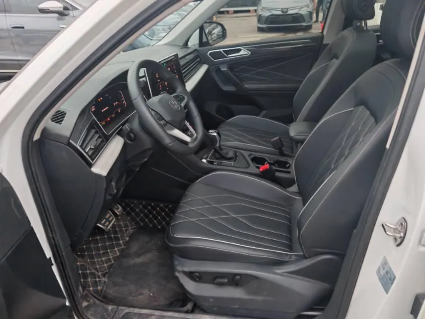 Volkswagen 2023 Tiguan L R-Line 2.0TSI 330TSI Two-Drive R-Line Yuexiang Edition (Revised) Automatic Gear 4