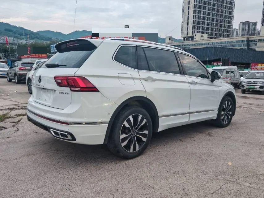 Volkswagen 2023 Tiguan L R-Line 2.0TSI 330TSI Two-Drive R-Line Yuexiang Edition (Revised) Automatic Gear 9