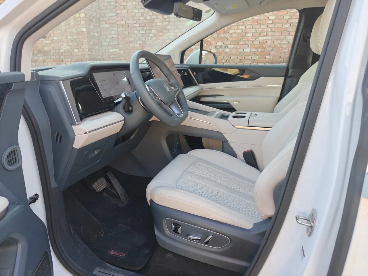 BYD 2026 summer DM-i 1.5T stepless 218km excellent automatic gear 8