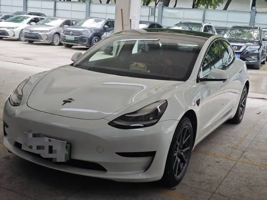打开图片灯箱:Tesla 2020 Model 3 Standard Endurance Rear Drive Upgraded Automatic Gear