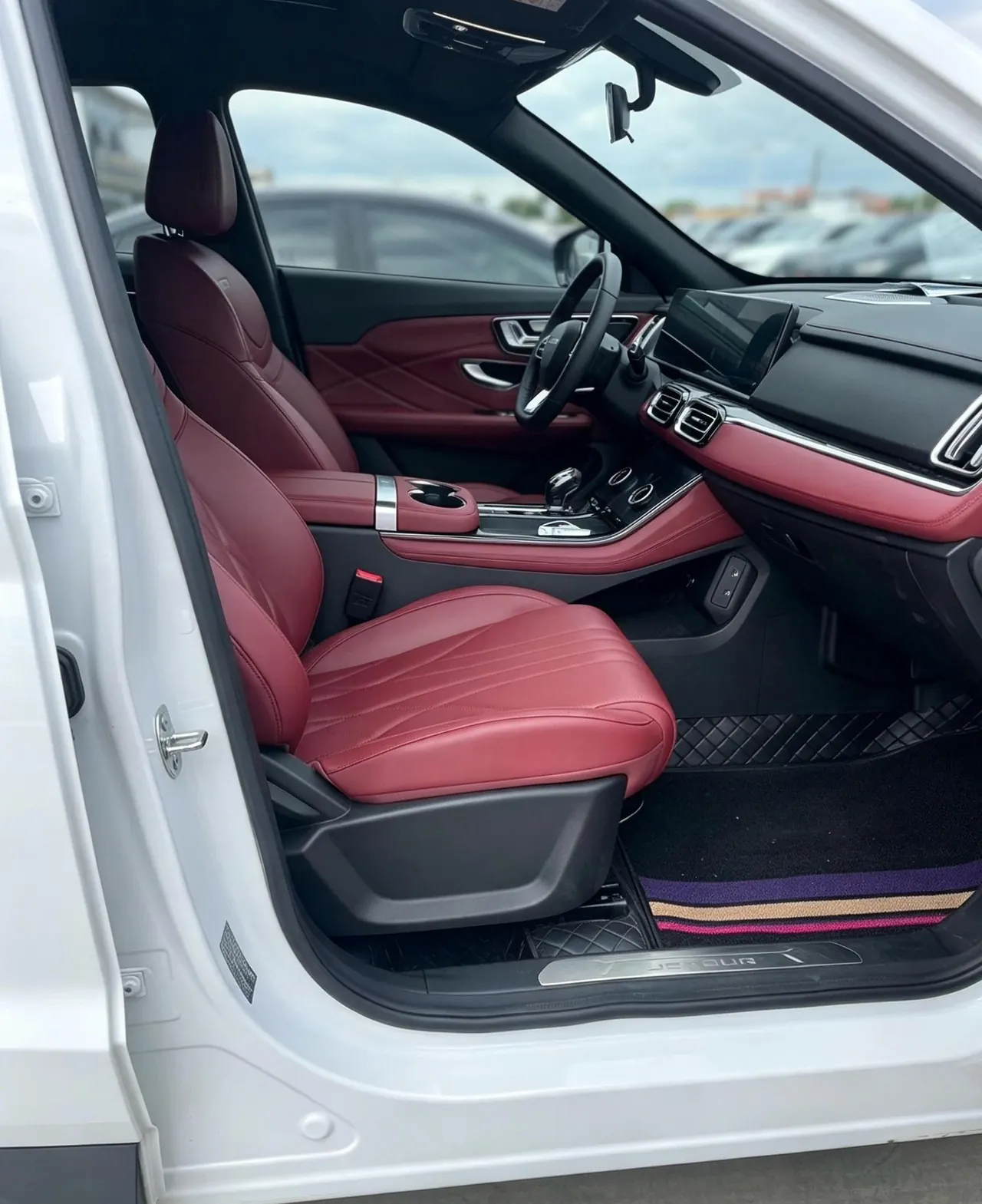 Jetour 2025 X70 PLUS 1.5T Deluxe Surging Edition 7-seat Automatic Gear 4